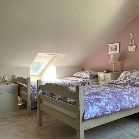 Cosy Twin Room With Private Bathroom ฟาเวอร์แชม ภายนอก รูปภาพ